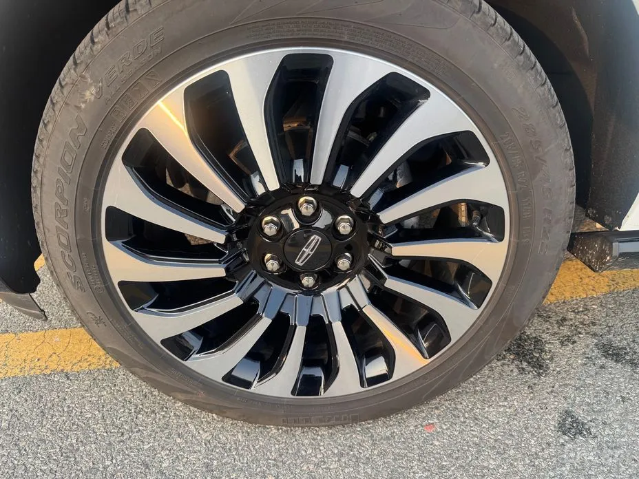 Lincoln Navigator 2018 3.5L Black Label