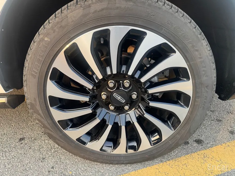 Lincoln Navigator 2018 3.5L Black Label