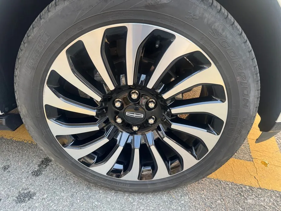 Lincoln Navigator 2018 3.5L Black Label