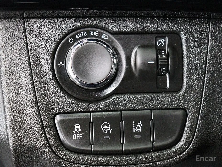 Chevrolet Spark 2018 Red Pick Edition