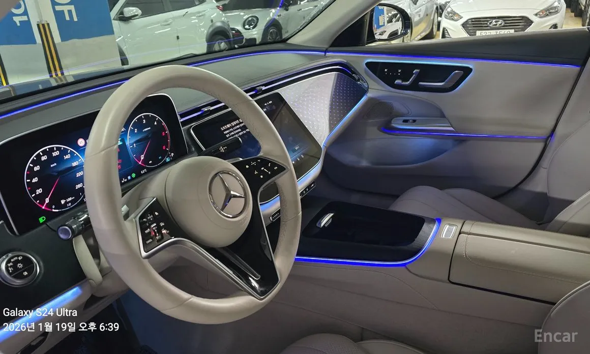 Mercedes-Benz E-Class 2024 E220d 4MATIC Exclusive