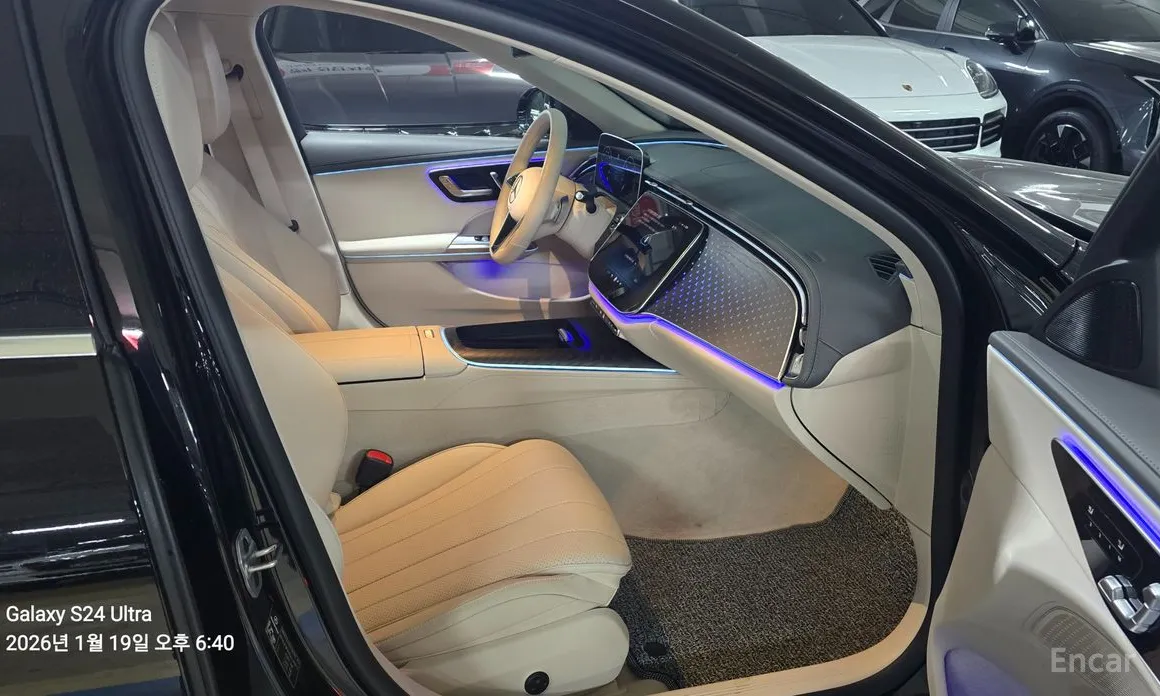 Mercedes-Benz E-Class 2024 E220d 4MATIC Exclusive