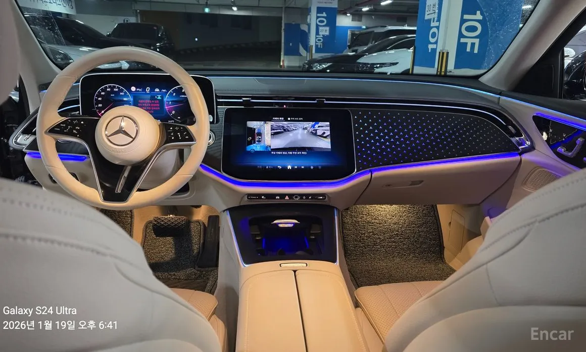 Mercedes-Benz E-Class 2024 E220d 4MATIC Exclusive