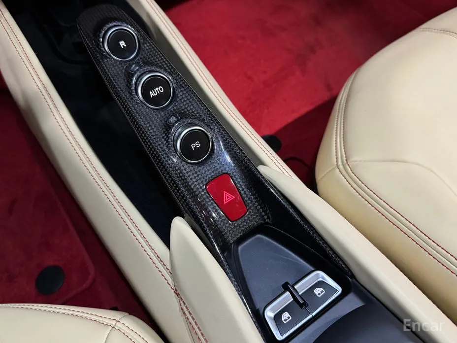 Ferrari F8 2019 3.9 V8