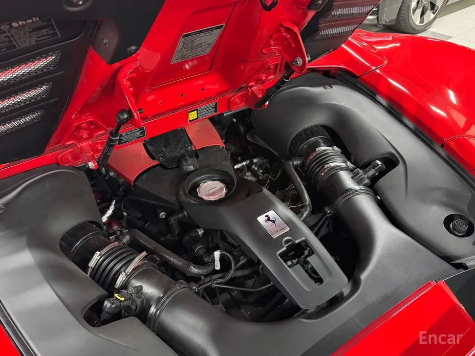 Ferrari F8 2019 3.9 V8