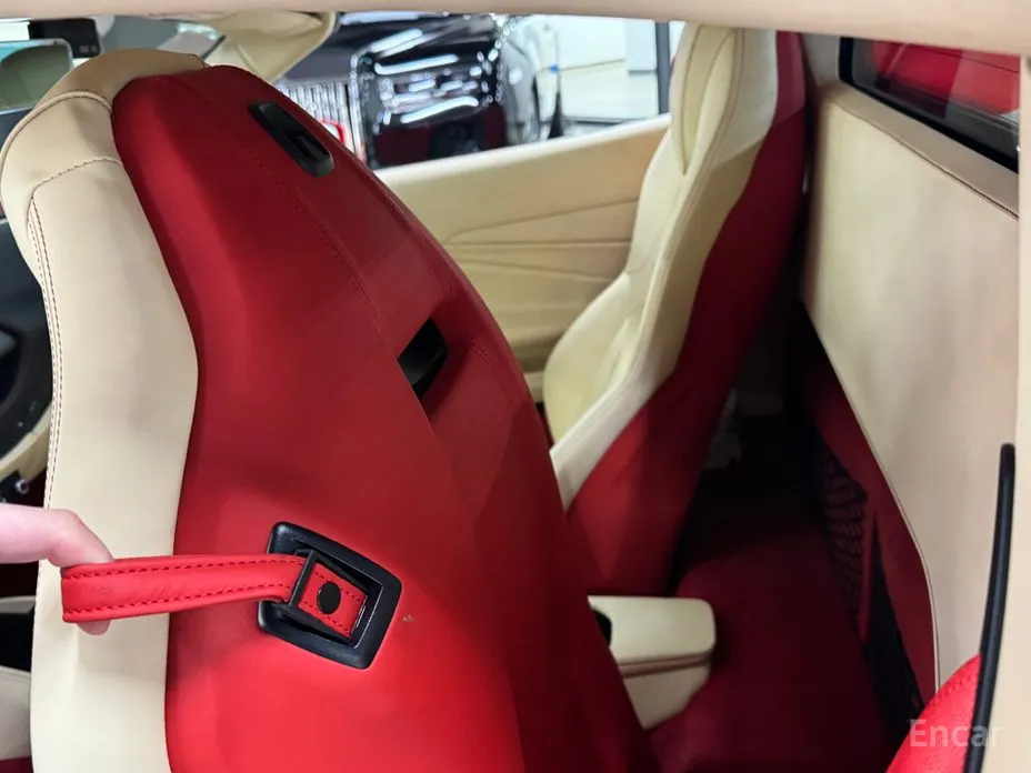 Ferrari F8 2019 3.9 V8