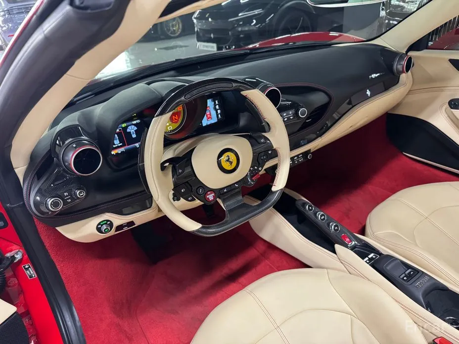 Ferrari F8 2019 3.9 V8