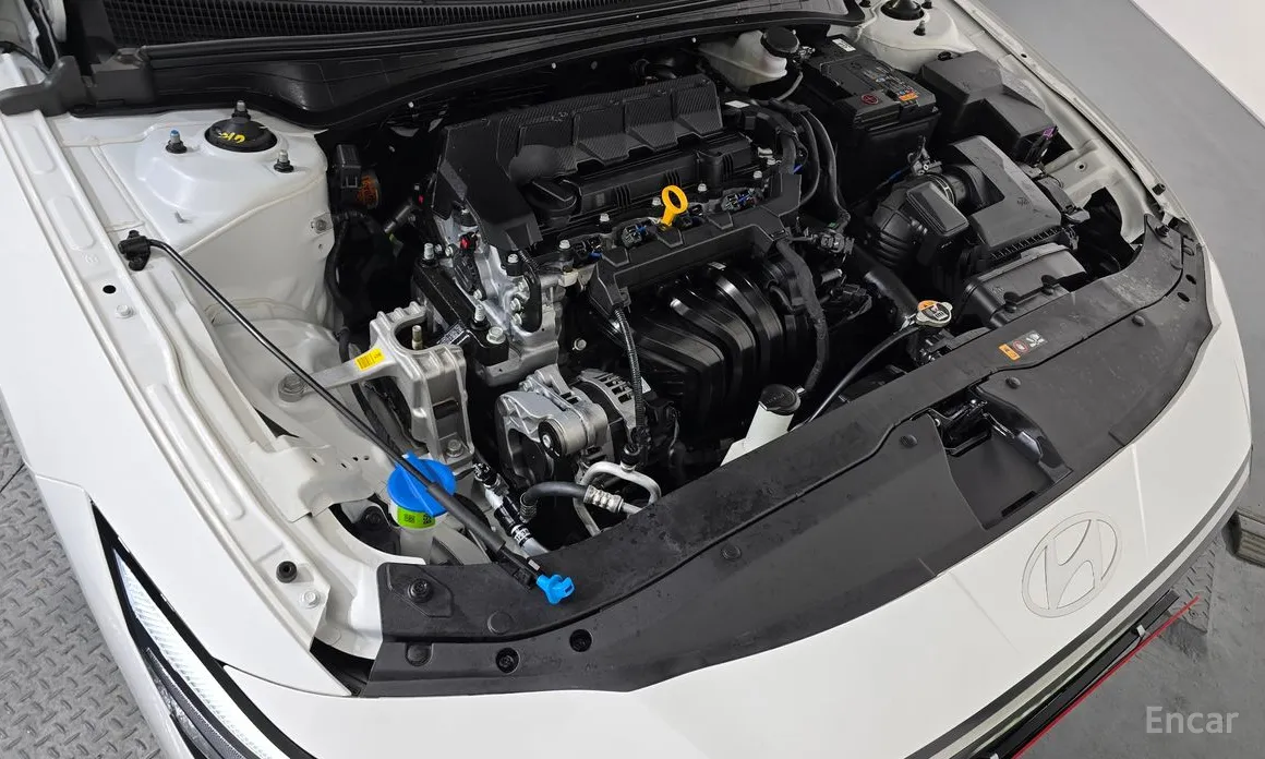 Hyundai Avante 2023 1.6