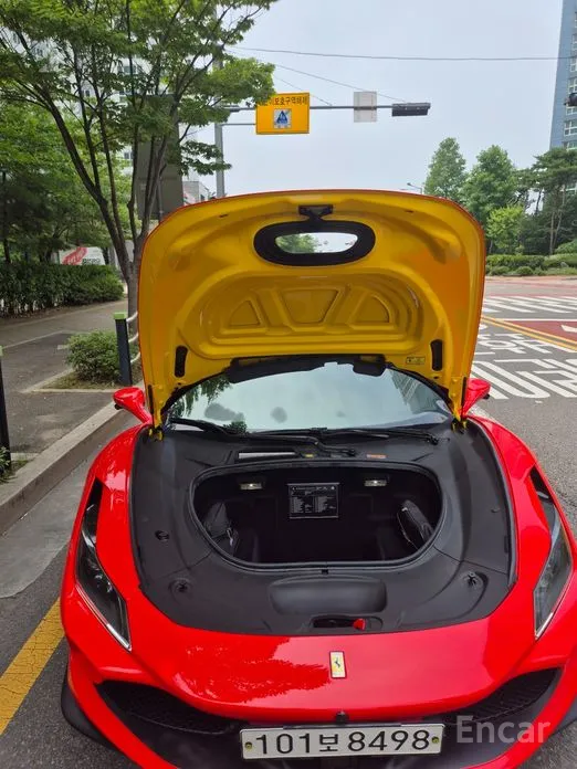 Ferrari F8 2019 3.9 V8