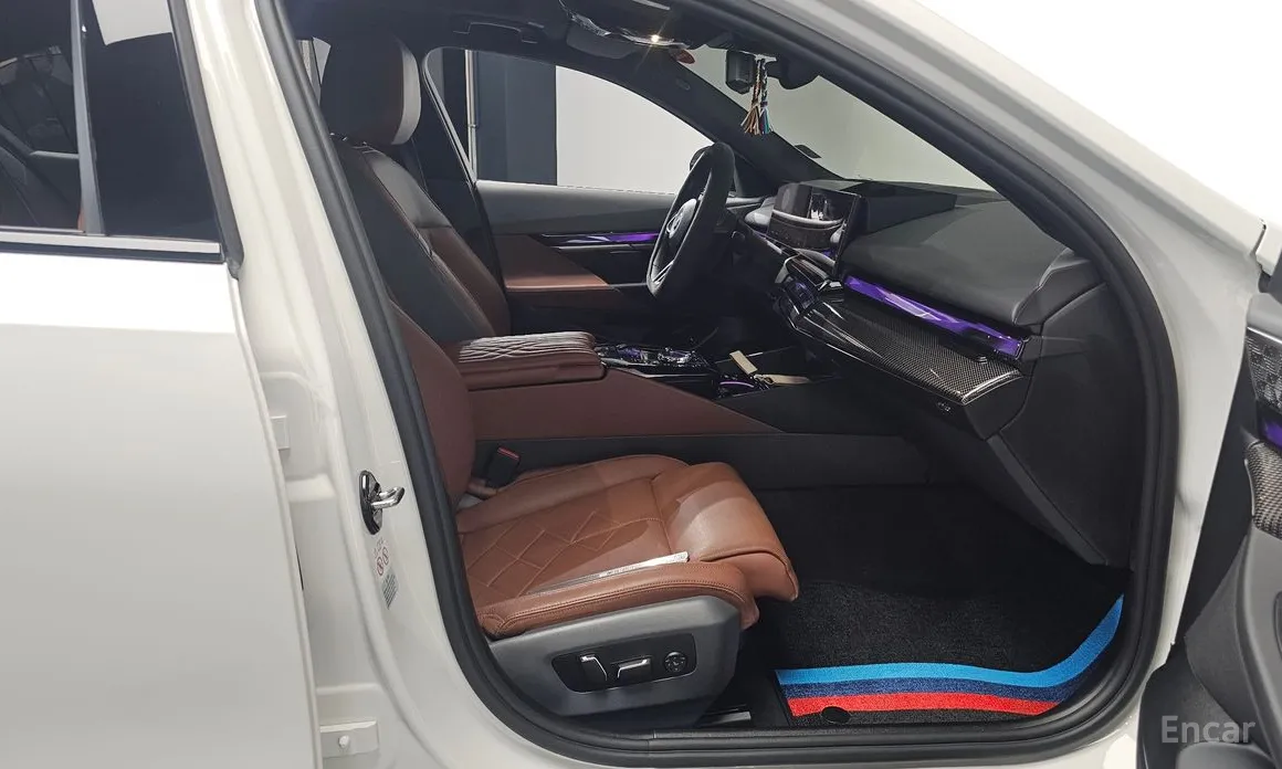 BMW i5 2023 M60 xDrive