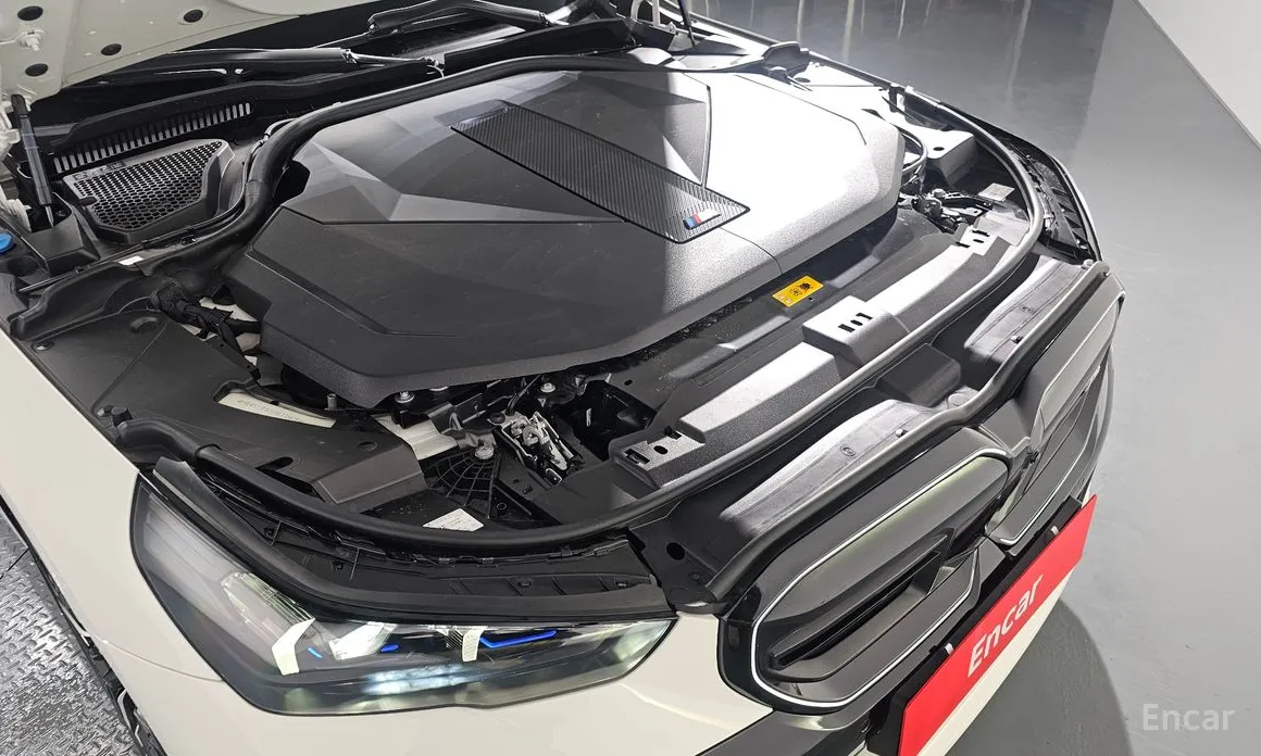 BMW i5 2023 M60 xDrive