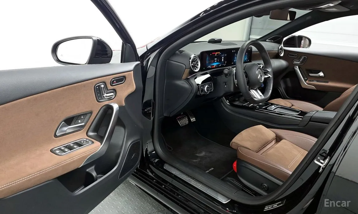 Mercedes-Benz A-Class 2019 AMG A45 S 4MATIC+ Hatchback