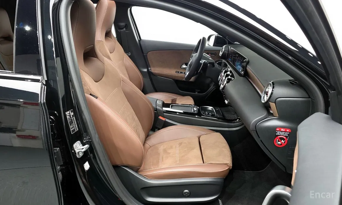 Mercedes-Benz A-Class 2019 AMG A45 S 4MATIC+ Hatchback