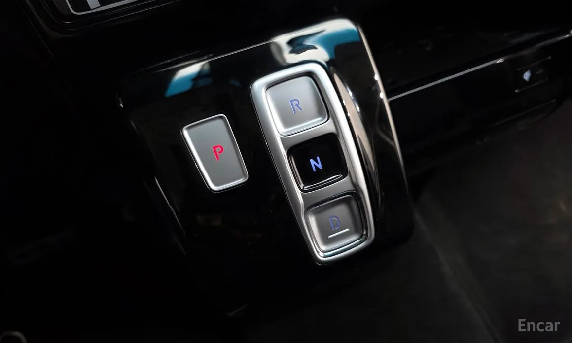 Hyundai Staria 2021 L3.5 Lounge 7-Seater