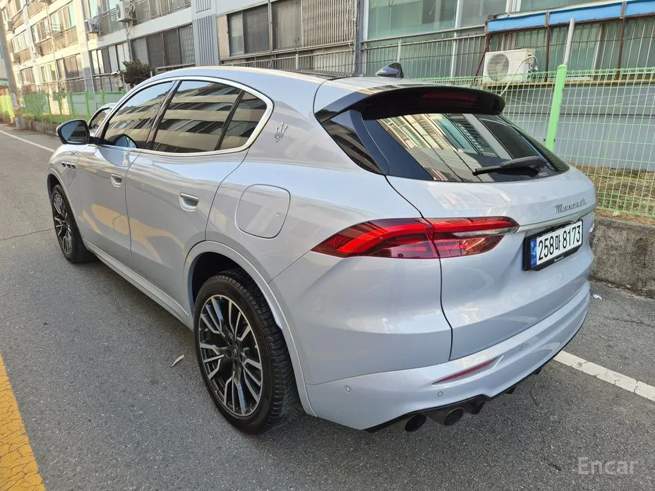 Maserati Grecale 2022 2.0 AWD GT