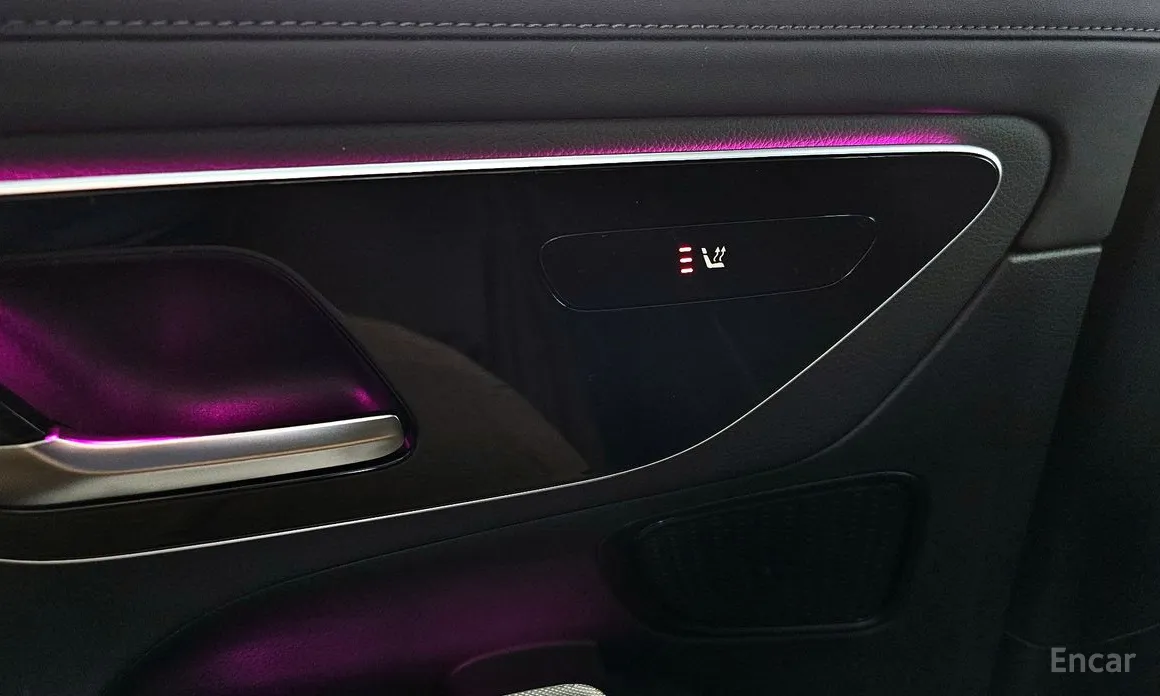 Mercedes-Benz GLC-Class 2023 GLC220 d 4MATIC