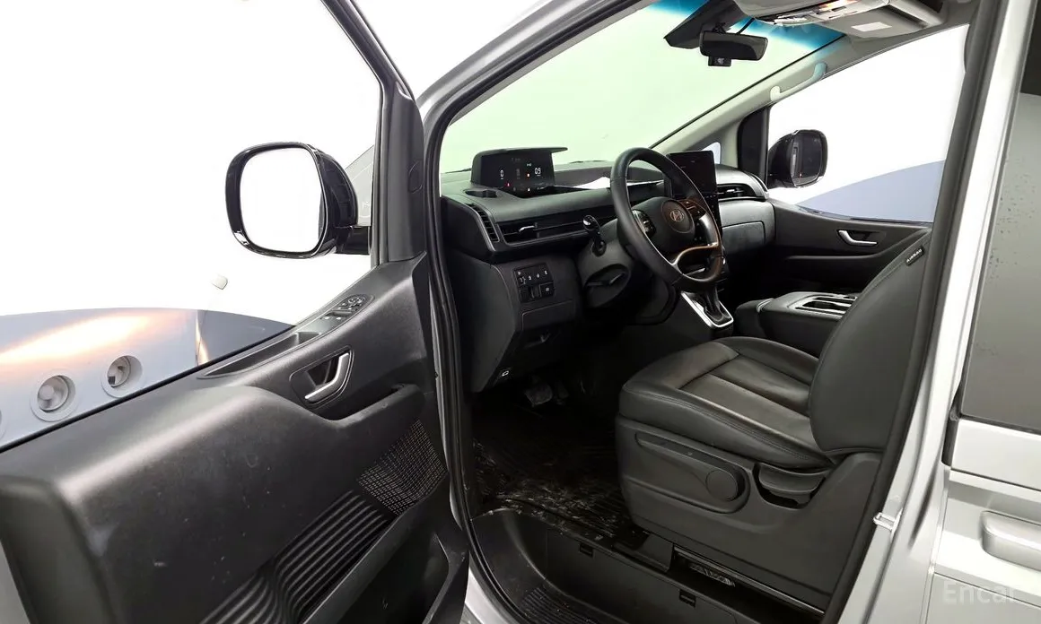 Hyundai Staria 2021 Tourer 9-Seater