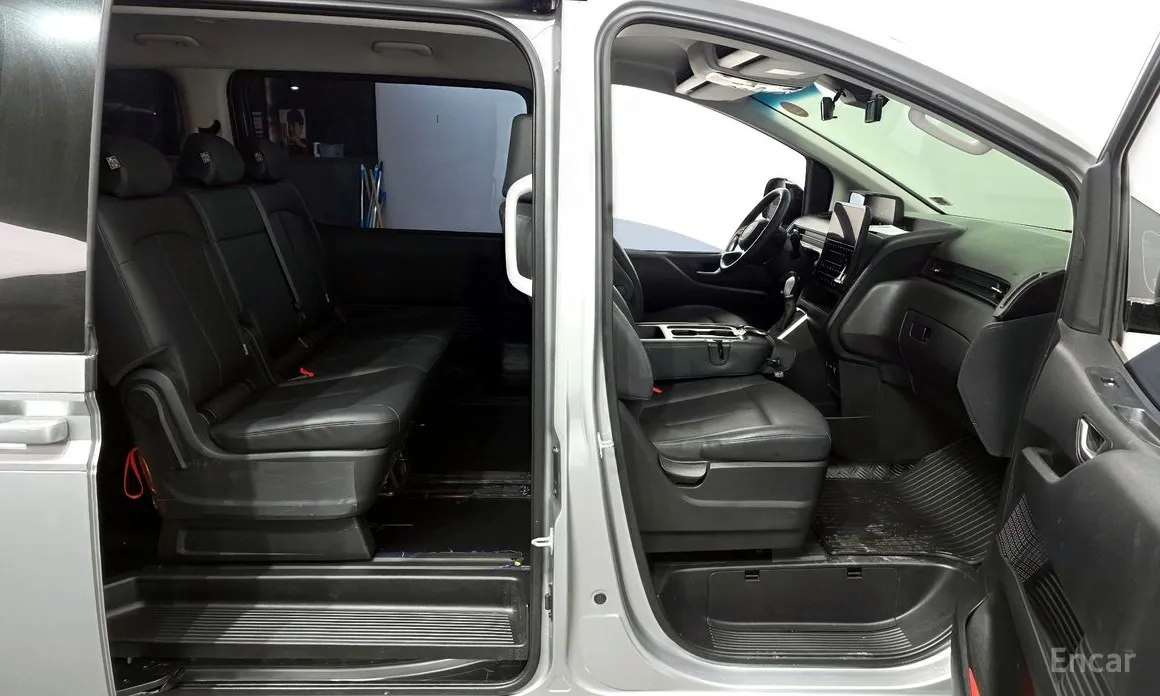 Hyundai Staria 2021 Tourer 9-Seater