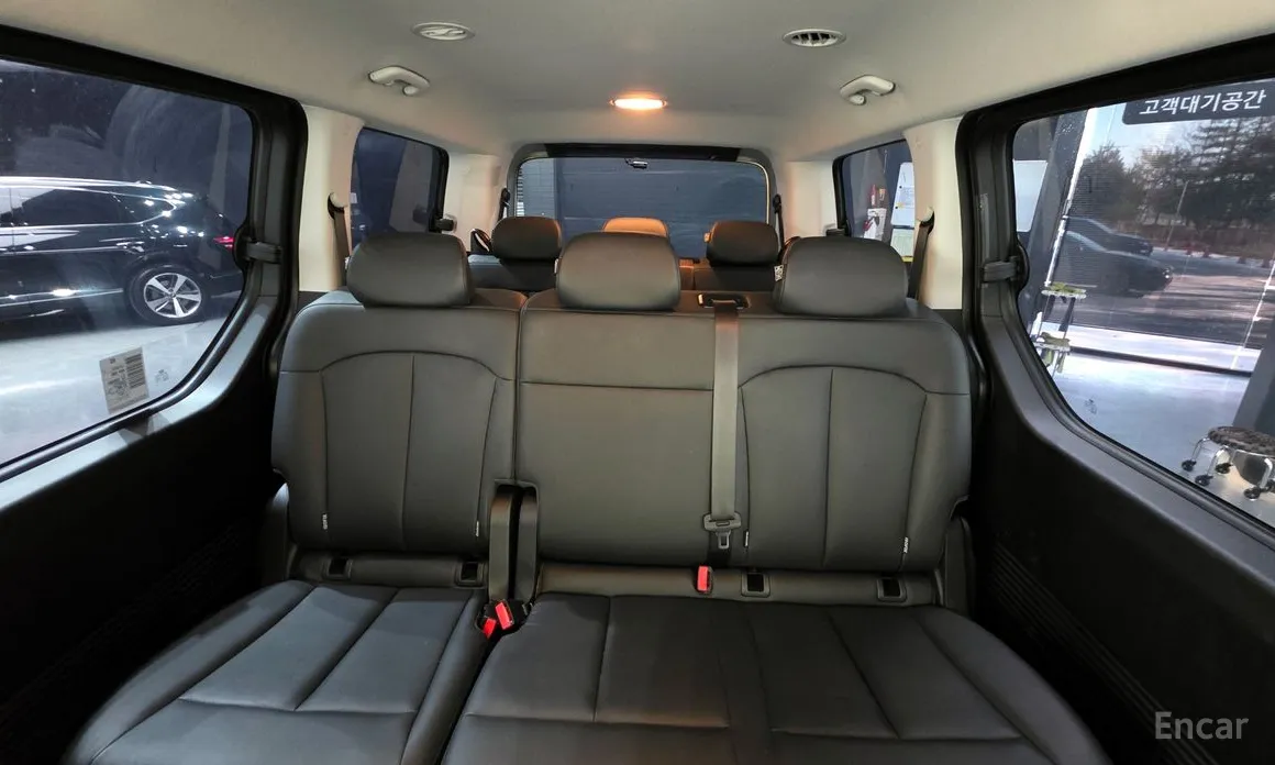 Hyundai Staria 2021 Tourer 9-Seater