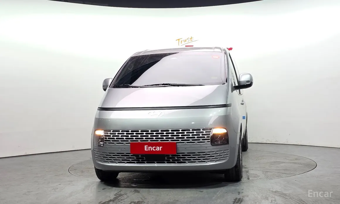 Hyundai Staria 2021 Tourer 9-Seater