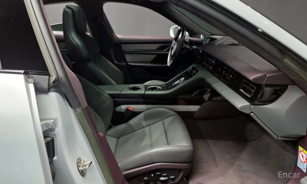 Porsche Taycan 2020 GTS