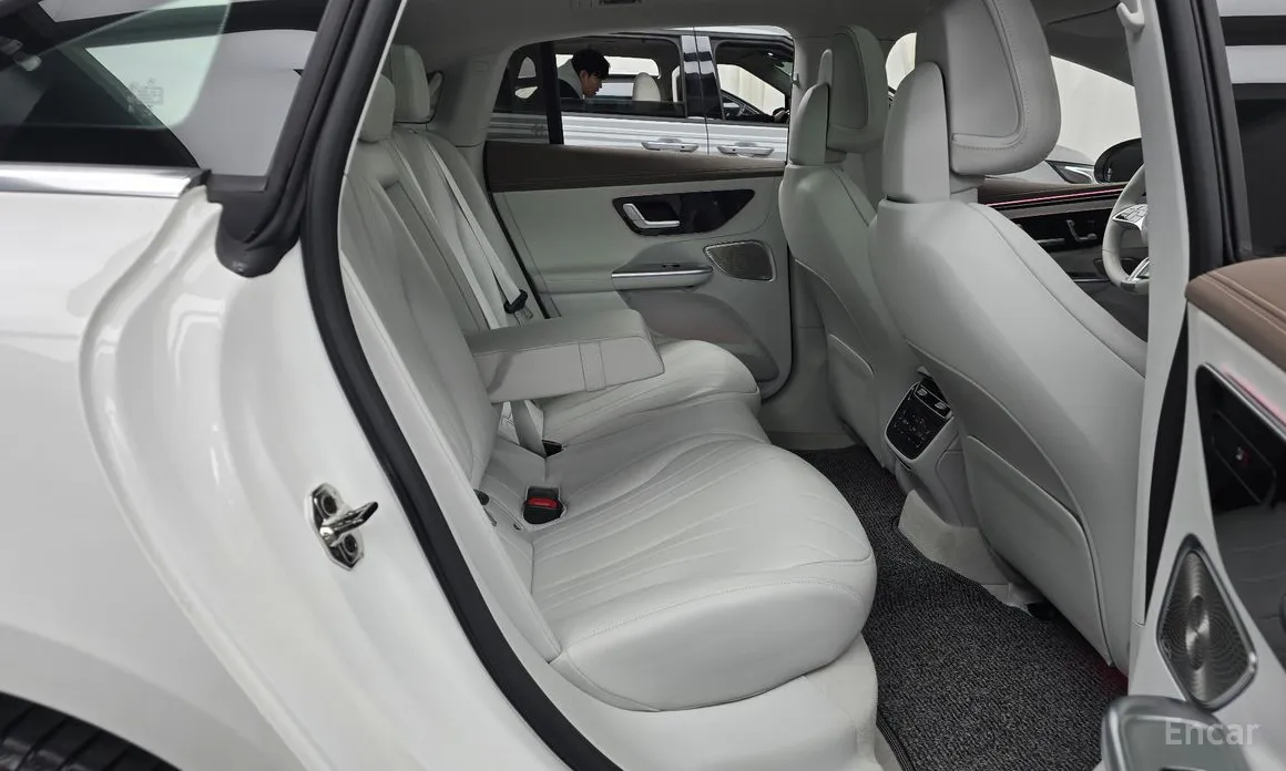 Mercedes-Benz EQE 2022 EQE350 4MATIC