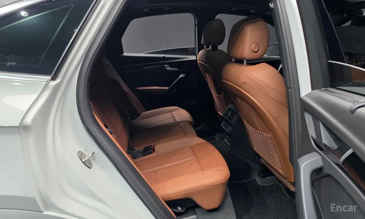 Audi Q5 2017 45 TFSI Quattro Premium Sportback