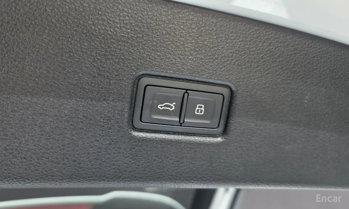 Audi Q5 2017 45 TFSI Quattro Premium Sportback