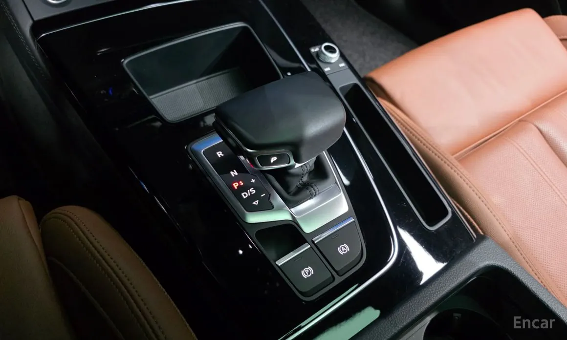 Audi Q5 2017 45 TFSI Quattro Premium Sportback