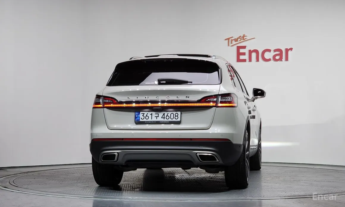 Lincoln Nautilus 2019 2.7 202A AWD
