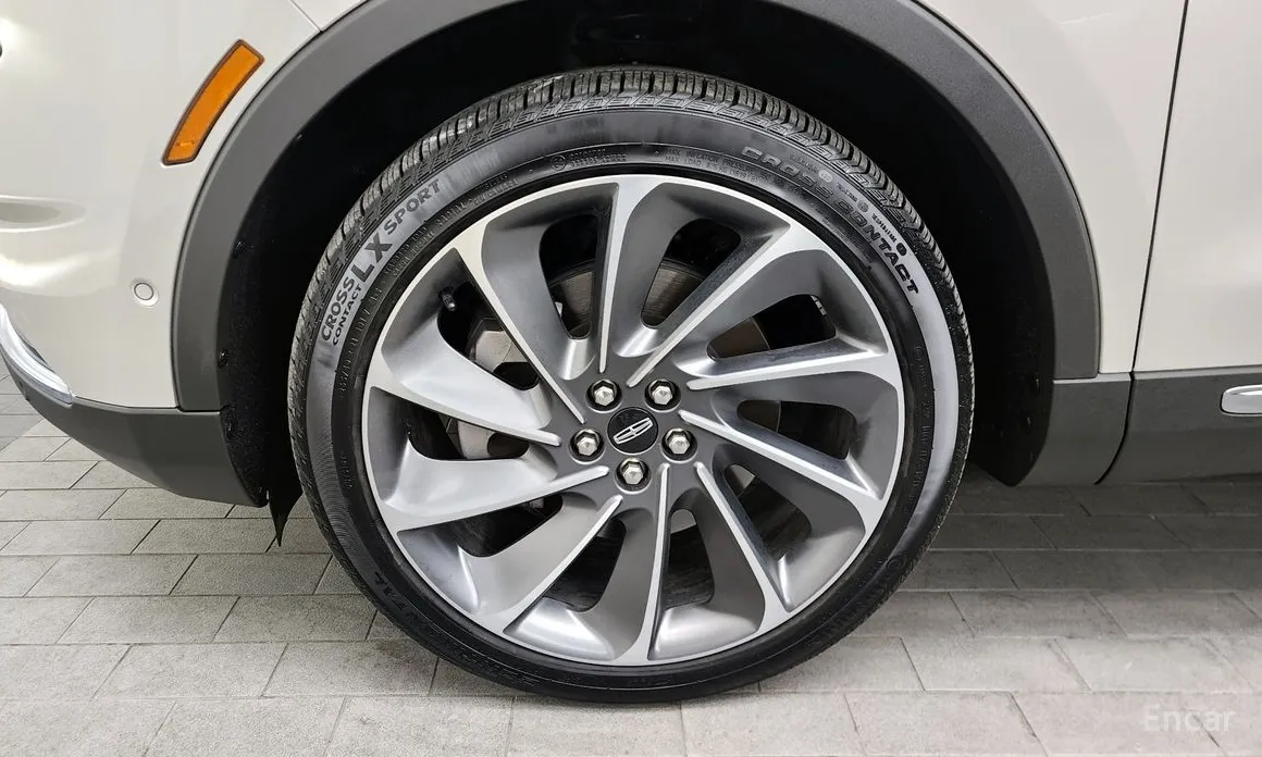 Lincoln Nautilus 2019 2.7 202A AWD