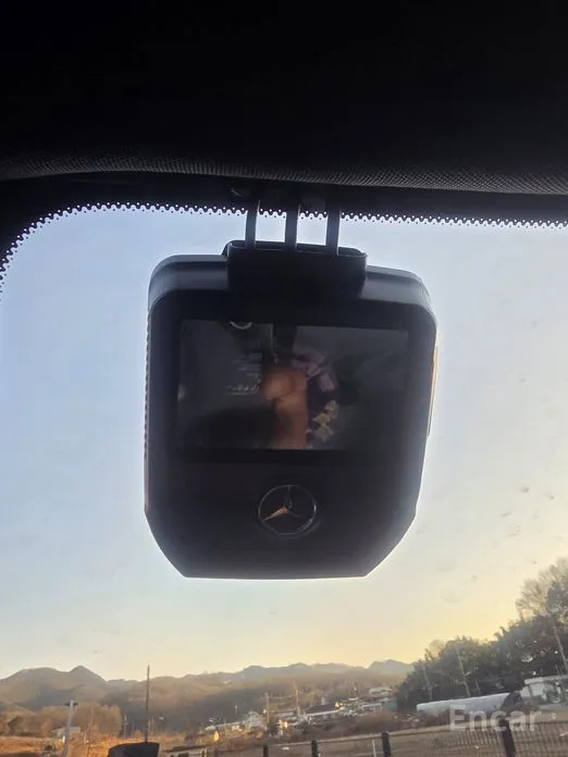 Mercedes-Benz EQB 2022 EQB300 4MATIC AMG Line