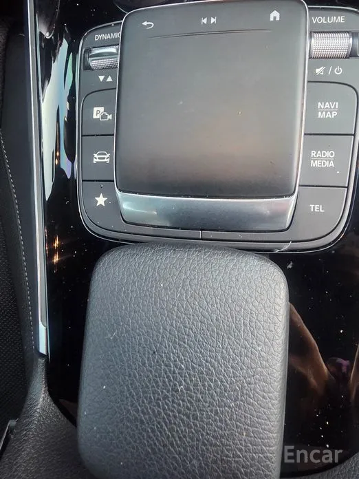 Mercedes-Benz EQB 2022 EQB300 4MATIC AMG Line