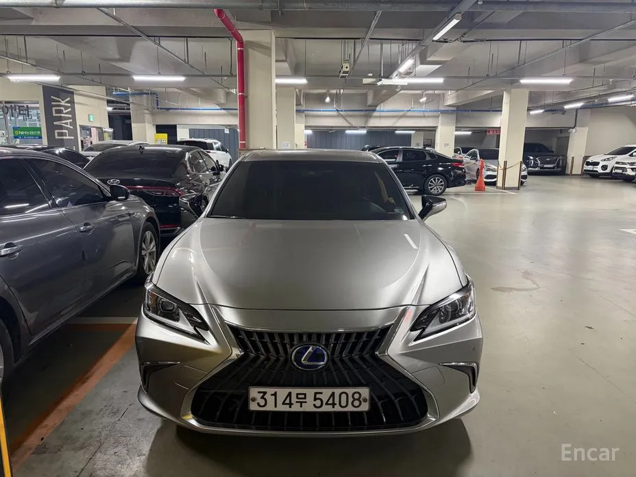 Lexus ES 2018 Luxury