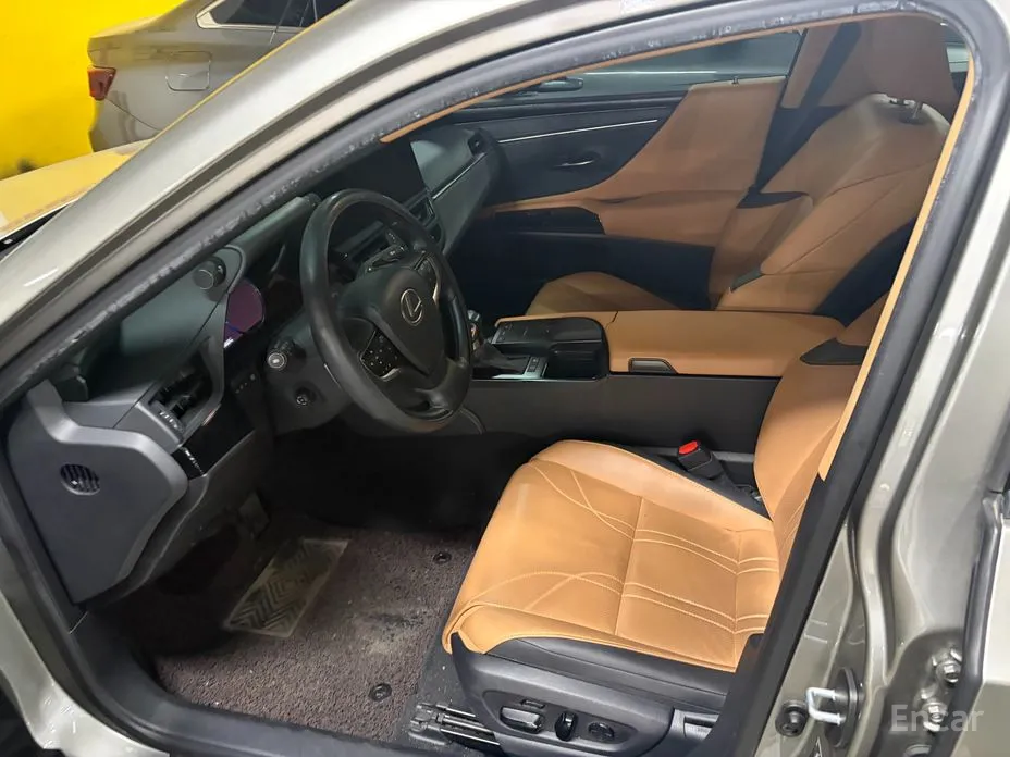 Lexus ES 2018 Luxury