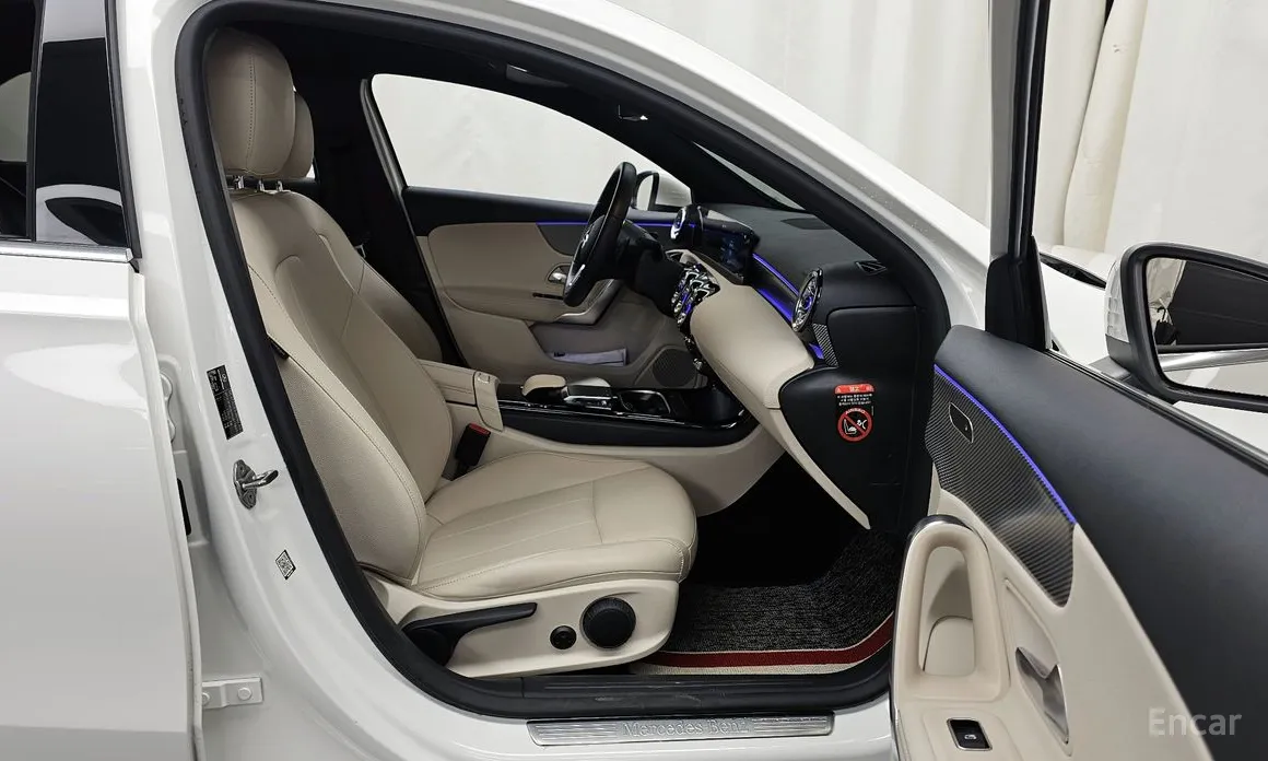 Mercedes-Benz A-Class 2019 A220 Hatchback