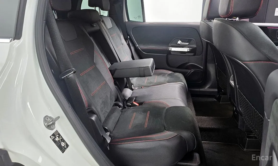 Mercedes-Benz GLB-Class 2020 GLB250 4MATIC