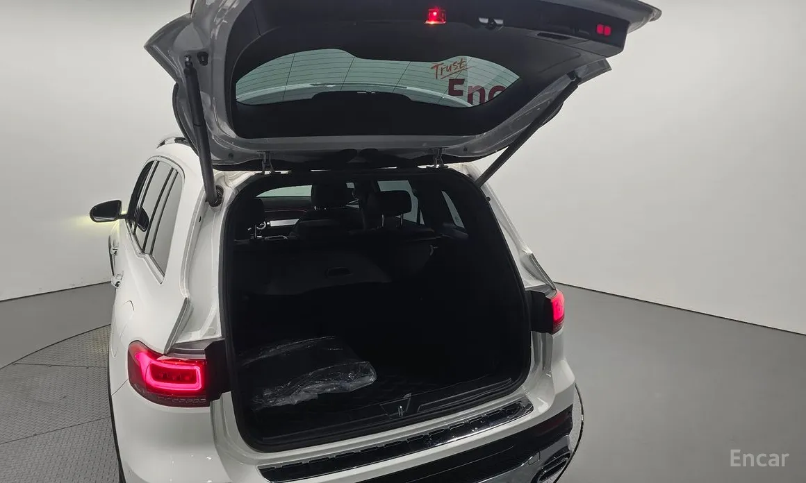 Mercedes-Benz GLB-Class 2020 GLB250 4MATIC