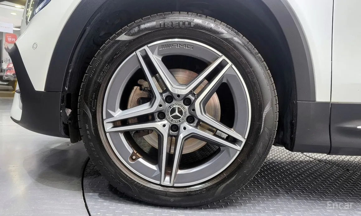 Mercedes-Benz GLB-Class 2020 GLB250 4MATIC