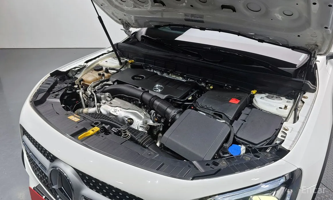 Mercedes-Benz GLB-Class 2020 GLB250 4MATIC