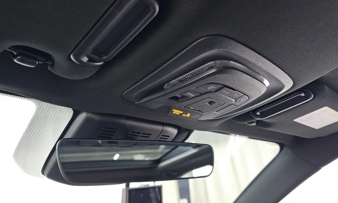 Toyota Crown 2023 2.5 4WD Hybrid