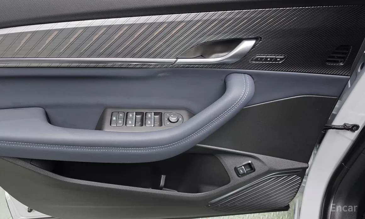 Renault Grand Koleos 2024 1.5 E-TECH Iconic 2WD