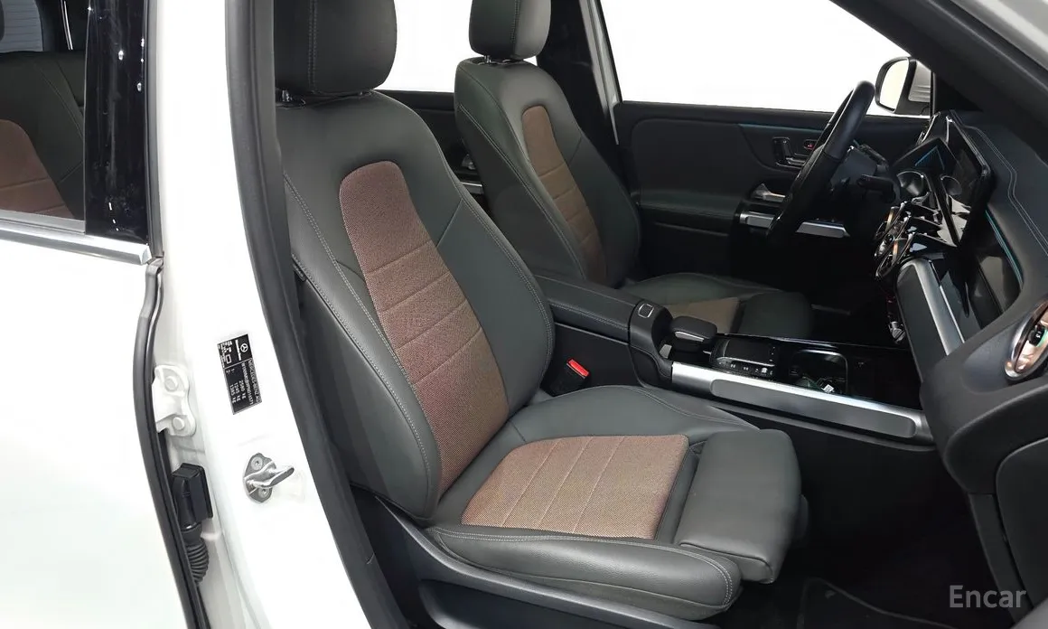 Mercedes-Benz EQB 2022 EQB300 4MATIC