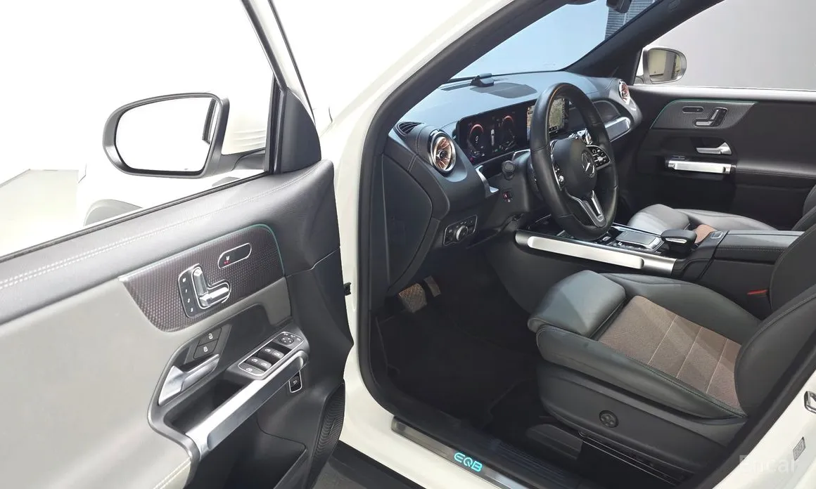 Mercedes-Benz EQB 2022 EQB300 4MATIC