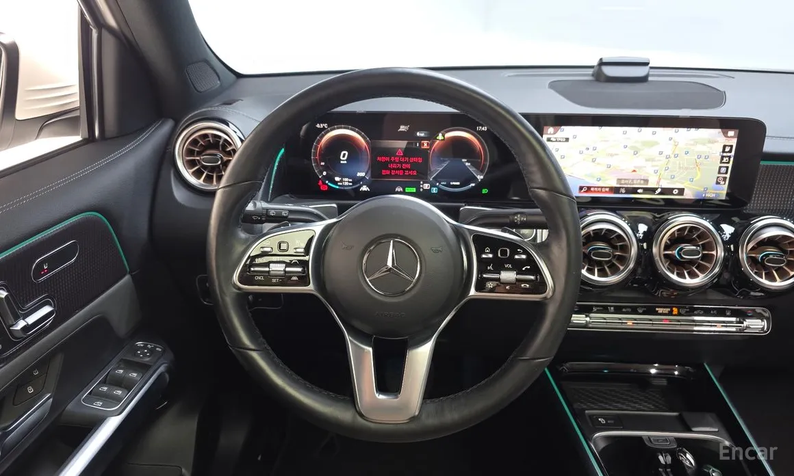 Mercedes-Benz EQB 2022 EQB300 4MATIC