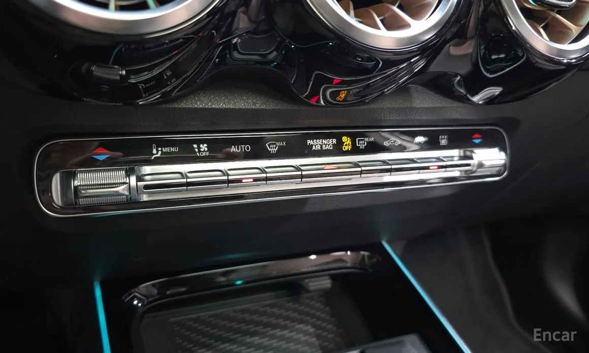 Mercedes-Benz EQB 2022 EQB300 4MATIC