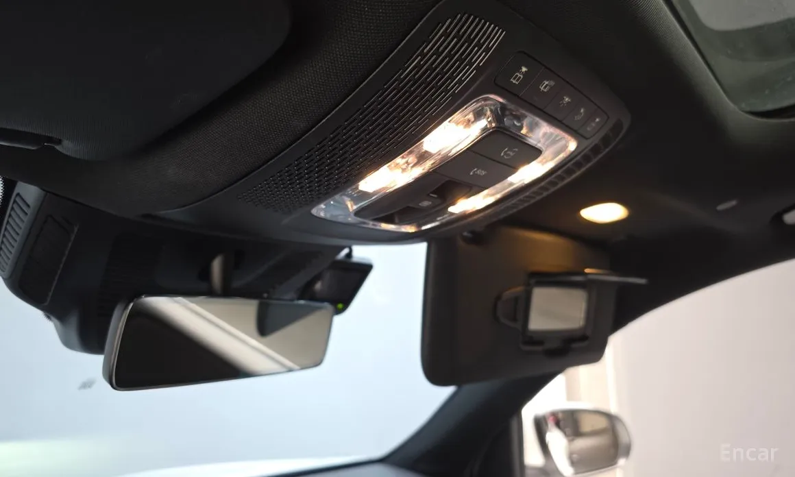 Mercedes-Benz EQB 2022 EQB300 4MATIC