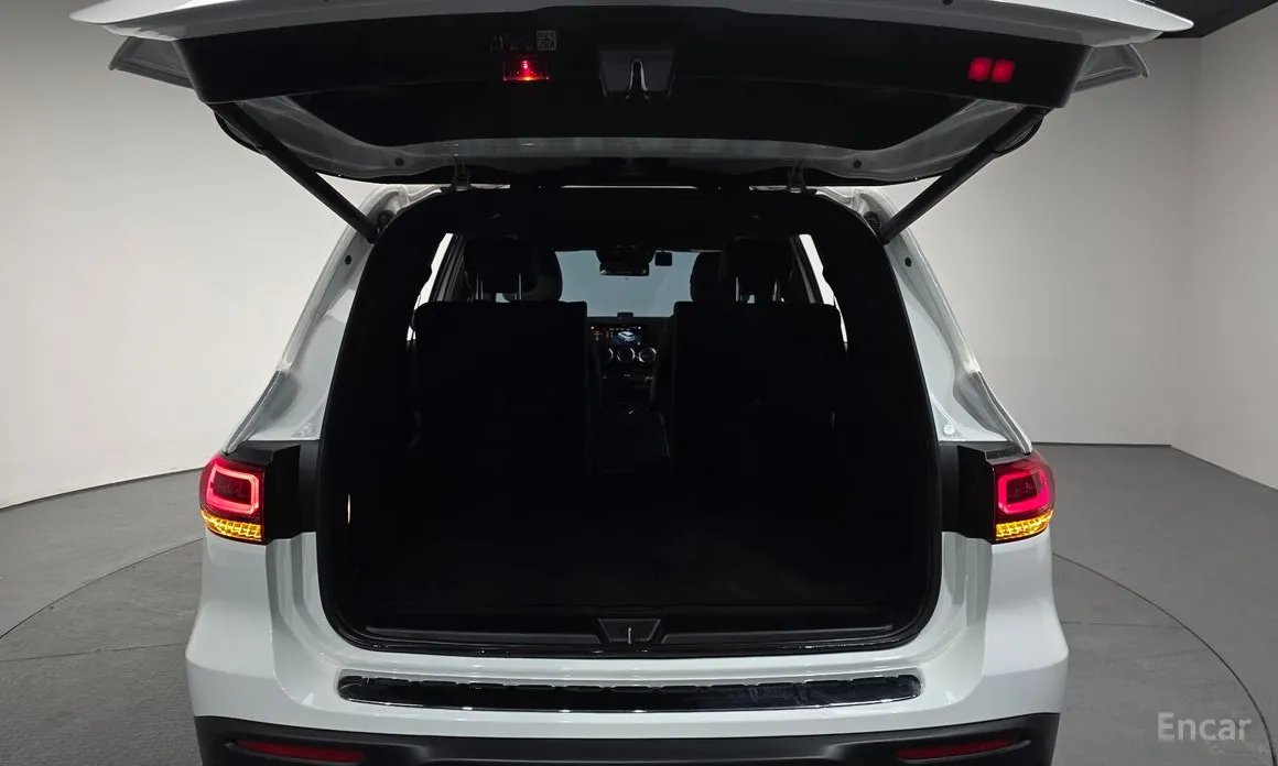 Mercedes-Benz EQB 2022 EQB300 4MATIC