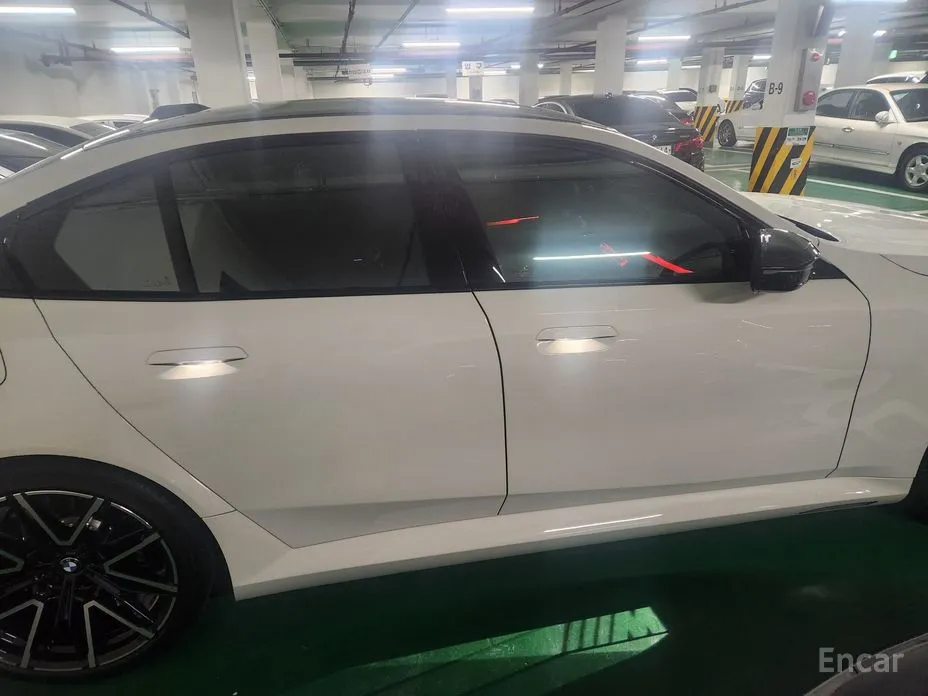 BMW M5 2024 M5 Sedan