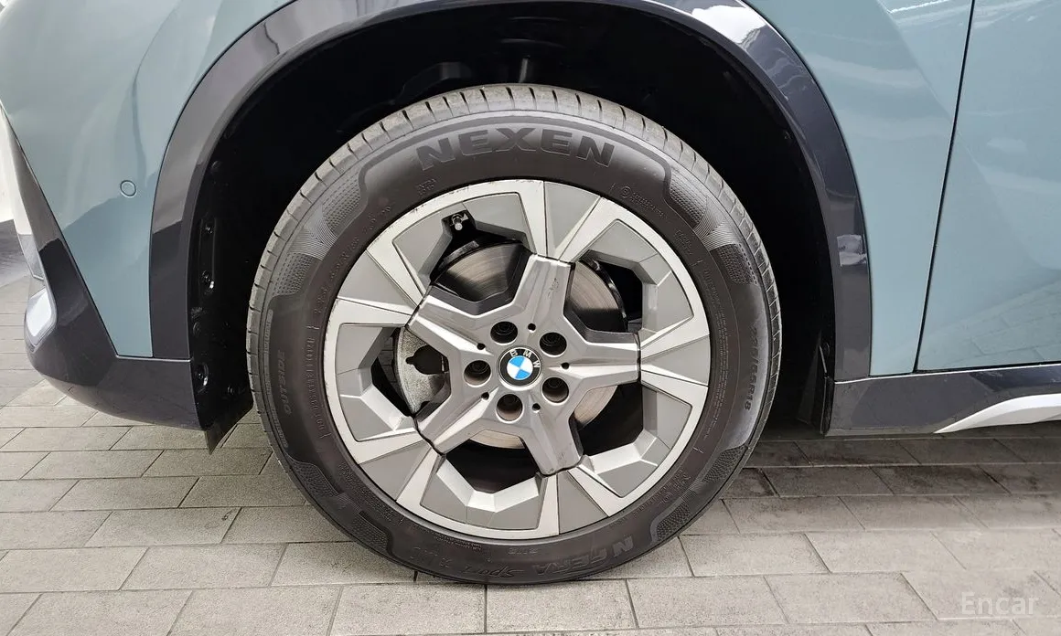 BMW X1 2023 xDrive 20i xLine